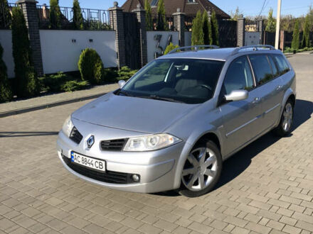 Серый Рено Меган, объемом двигателя 0 л и пробегом 128 тыс. км за 6500 $, фото 1 на Automoto.ua