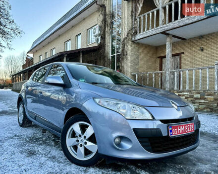 Серый Рено Меган, объемом двигателя 1.6 л и пробегом 153 тыс. км за 7550 $, фото 1 на Automoto.ua