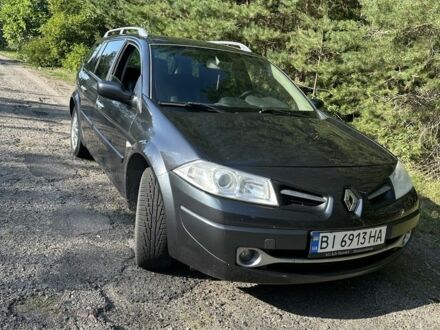 Рено Меган 2008 в Полтаве на Automoto.ua Серый Рено Меган, объемом двигателя 2 л и пробегом 230 тыс. км за 6400 $, фото 1 на Automoto.ua