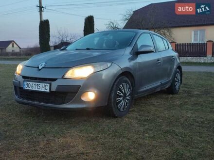 Сірий Рено Меган, об'ємом двигуна 1.46 л та пробігом 290 тис. км за 5300 $, фото 1 на Automoto.ua