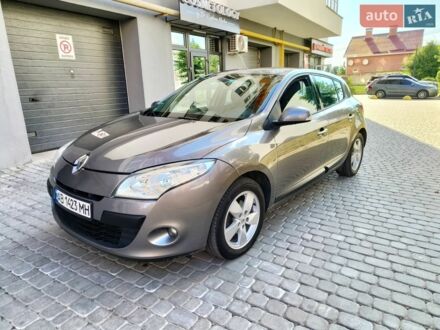 Сірий Рено Меган, об'ємом двигуна 1.6 л та пробігом 227 тис. км за 7200 $, фото 1 на Automoto.ua