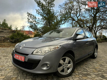 Серый Рено Меган, объемом двигателя 1.6 л и пробегом 153 тыс. км за 7650 $, фото 1 на Automoto.ua