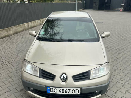 Рено Меган 2008 в Львове на Automoto.ua Серый Рено Меган, объемом двигателя 1.39 л и пробегом 247 тыс. км за 4400 $, фото 1 на Automoto.ua