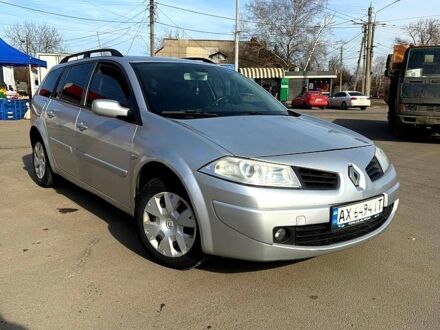 Рено Меган 2008 у Харкові на Automoto.ua Сірий Рено Меган, об'ємом двигуна 16 л та пробігом 215 тис. км за 5400 $, фото 1 на Automoto.ua