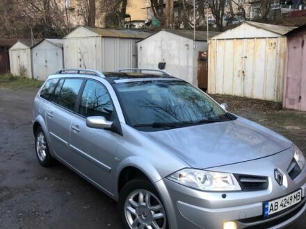Сірий Рено Меган, об'ємом двигуна 2 л та пробігом 205 тис. км за 6400 $, фото 1 на Automoto.ua