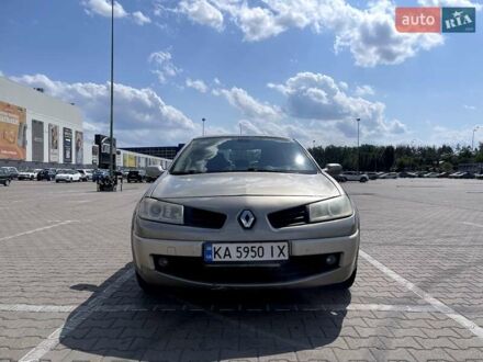 Сірий Рено Меган, об'ємом двигуна 1.6 л та пробігом 258 тис. км за 4100 $, фото 1 на Automoto.ua