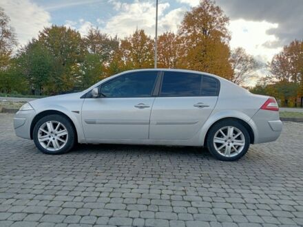 Серый Рено Меган, объемом двигателя 1.5 л и пробегом 320 тыс. км за 4800 $, фото 1 на Automoto.ua