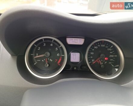 Сірий Рено Меган, об'ємом двигуна 1.6 л та пробігом 220 тис. км за 4850 $, фото 1 на Automoto.ua