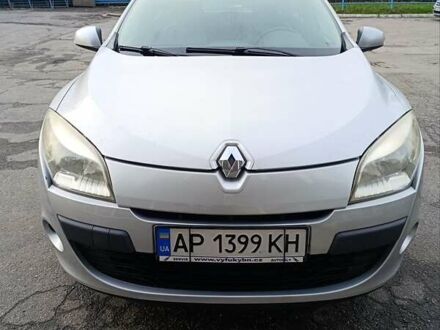 Сірий Рено Меган, об'ємом двигуна 1.6 л та пробігом 176 тис. км за 6700 $, фото 1 на Automoto.ua