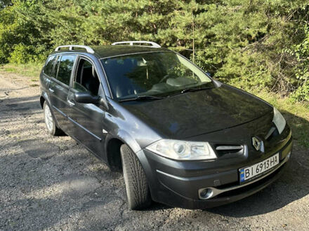 Рено Меган 2008 в Полтаве на Automoto.ua Серый Рено Меган, объемом двигателя 2 л и пробегом 230 тыс. км за 6400 $, фото 1 на Automoto.ua