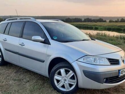 Рено Меган 2008 в Калиновке на Automoto.ua Серый Рено Меган, объемом двигателя 1.5 л и пробегом 257 тыс. км за 5600 $, фото 1 на Automoto.ua