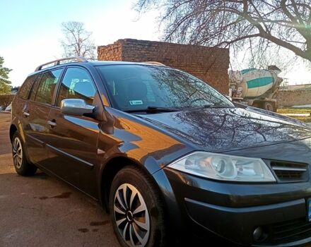 Серый Рено Меган, объемом двигателя 1.9 л и пробегом 285 тыс. км за 5000 $, фото 1 на Automoto.ua