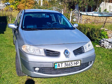 Серый Рено Меган, объемом двигателя 1.39 л и пробегом 143 тыс. км за 4500 $, фото 1 на Automoto.ua