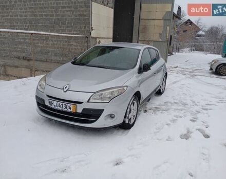 Сірий Рено Меган, об'ємом двигуна 1.6 л та пробігом 176 тис. км за 4950 $, фото 1 на Automoto.ua