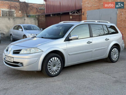 Серый Рено Меган, объемом двигателя 1.6 л и пробегом 213 тыс. км за 5650 $, фото 1 на Automoto.ua