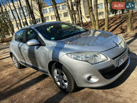 Рено Меган 2009 у Дубляни на Automoto.ua Сірий Рено Меган, об'ємом двигуна 1.6 л та пробігом 158 тис. км за 6000 $, фото 1 на Automoto.ua