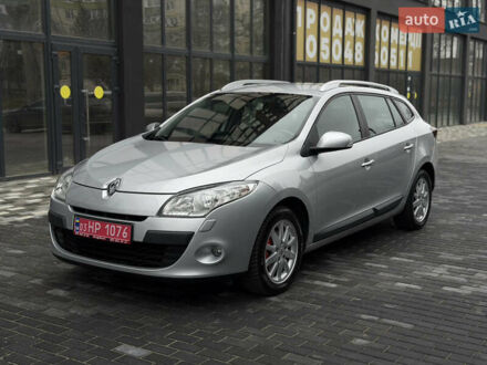 Сірий Рено Меган, об'ємом двигуна 1.6 л та пробігом 196 тис. км за 7850 $, фото 1 на Automoto.ua