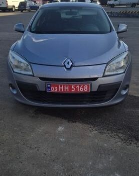 Серый Рено Меган, объемом двигателя 1.6 л и пробегом 175 тыс. км за 6700 $, фото 1 на Automoto.ua