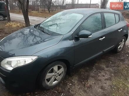 Серый Рено Меган, объемом двигателя 1.5 л и пробегом 278 тыс. км за 6300 $, фото 1 на Automoto.ua