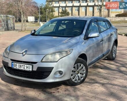 Сірий Рено Меган, об'ємом двигуна 1.46 л та пробігом 250 тис. км за 6499 $, фото 1 на Automoto.ua