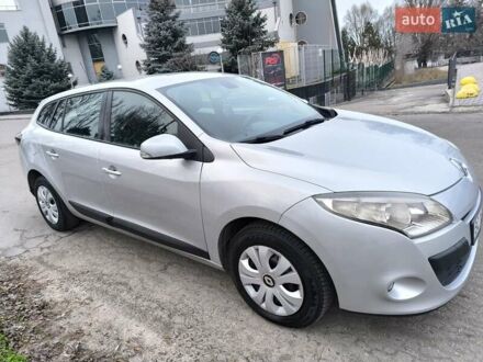 Сірий Рено Меган, об'ємом двигуна 1.46 л та пробігом 325 тис. км за 6700 $, фото 1 на Automoto.ua