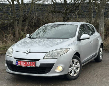 Серый Рено Меган, объемом двигателя 1.6 л и пробегом 170 тыс. км за 6500 $, фото 1 на Automoto.ua