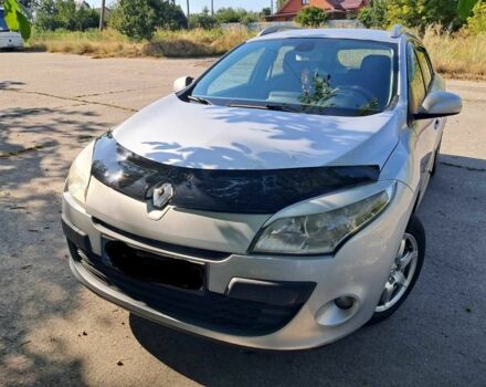 Сірий Рено Меган, об'ємом двигуна 1.5 л та пробігом 218 тис. км за 6826 $, фото 1 на Automoto.ua