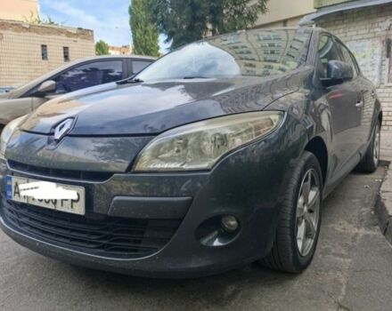 Серый Рено Меган, объемом двигателя 2 л и пробегом 210 тыс. км за 6100 $, фото 1 на Automoto.ua