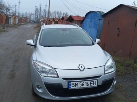 Рено Меган 2009 в Сумах на Automoto.ua Серый Рено Меган, объемом двигателя 1.6 л и пробегом 293 тыс. км за 6600 $, фото 1 на Automoto.ua
