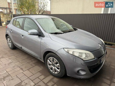 Сірий Рено Меган, об'ємом двигуна 1.6 л та пробігом 200 тис. км за 6250 $, фото 1 на Automoto.ua
