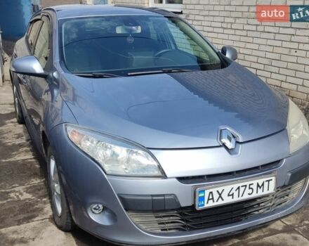 Сірий Рено Меган, об'ємом двигуна 1.6 л та пробігом 242 тис. км за 5700 $, фото 1 на Automoto.ua