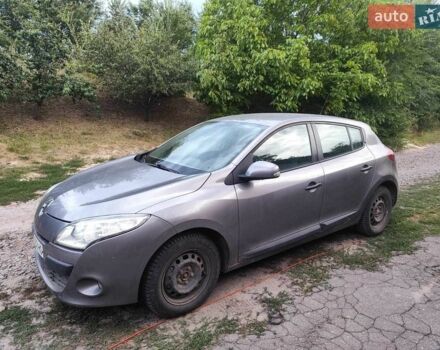 Серый Рено Меган, объемом двигателя 1.5 л и пробегом 215 тыс. км за 4200 $, фото 1 на Automoto.ua