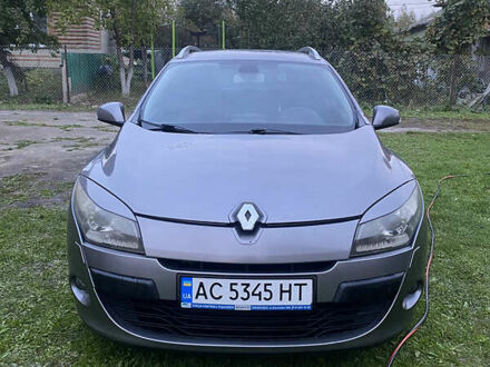 Серый Рено Меган, объемом двигателя 1.4 л и пробегом 200 тыс. км за 6200 $, фото 1 на Automoto.ua