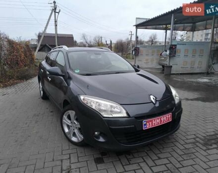 Сірий Рено Меган, об'ємом двигуна 1.6 л та пробігом 215 тис. км за 7100 $, фото 1 на Automoto.ua