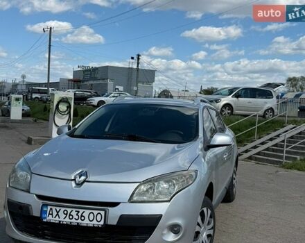 Серый Рено Меган, объемом двигателя 1.46 л и пробегом 352 тыс. км за 5000 $, фото 1 на Automoto.ua