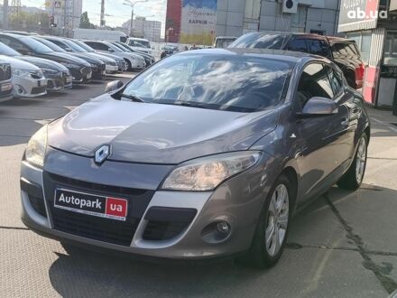 Рено Меган 2009 в Харькове на Automoto.ua Серый Рено Меган, объемом двигателя 1.9 л и пробегом 151 тыс. км за 7390 $, фото 1 на Automoto.ua