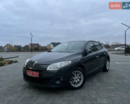Серый Рено Меган, объемом двигателя 1.5 л и пробегом 249 тыс. км за 5900 $, фото 1 на Automoto.ua