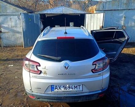 Серый Рено Меган, объемом двигателя 1.5 л и пробегом 300 тыс. км за 7000 $, фото 1 на Automoto.ua