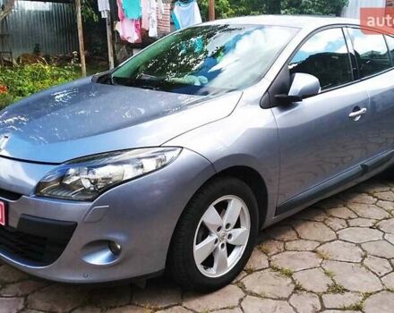 Сірий Рено Меган, об'ємом двигуна 1.6 л та пробігом 193 тис. км за 6799 $, фото 1 на Automoto.ua