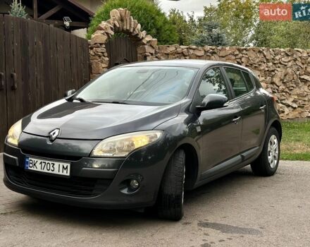 Сірий Рено Меган, об'ємом двигуна 1.4 л та пробігом 265 тис. км за 5600 $, фото 1 на Automoto.ua