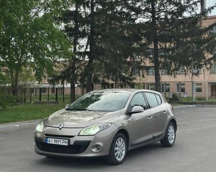 Серый Рено Меган, объемом двигателя 1.46 л и пробегом 340 тыс. км за 5600 $, фото 1 на Automoto.ua