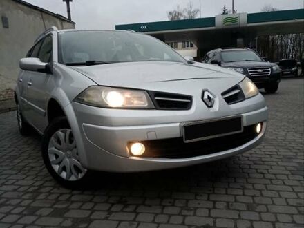 Рено Меган 2009 в Тернополе на Automoto.ua Серый Рено Меган, объемом двигателя 1.6 л и пробегом 270 тыс. км за 5000 $, фото 1 на Automoto.ua
