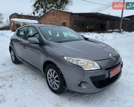 Сірий Рено Меган, об'ємом двигуна 1.6 л та пробігом 215 тис. км за 6400 $, фото 1 на Automoto.ua