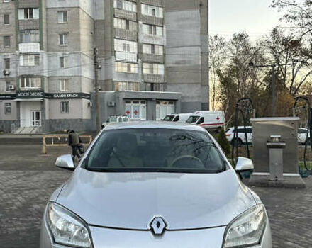 Сірий Рено Меган, об'ємом двигуна 1.46 л та пробігом 249 тис. км за 6999 $, фото 1 на Automoto.ua