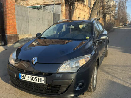Рено Меган 2009 в Кропивницком (Кировограде) на Automoto.ua Серый Рено Меган, объемом двигателя 1.4 л и пробегом 194 тыс. км за 6500 $, фото 1 на Automoto.ua