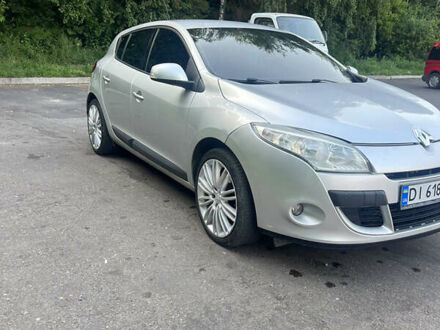 Рено Меган 2009 в Львове на Automoto.ua Серый Рено Меган, объемом двигателя 1.9 л и пробегом 275 тыс. км за 5999 $, фото 1 на Automoto.ua