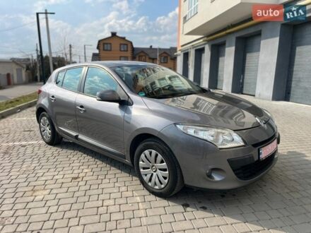 Серый Рено Меган, объемом двигателя 1.6 л и пробегом 226 тыс. км за 6600 $, фото 1 на Automoto.ua