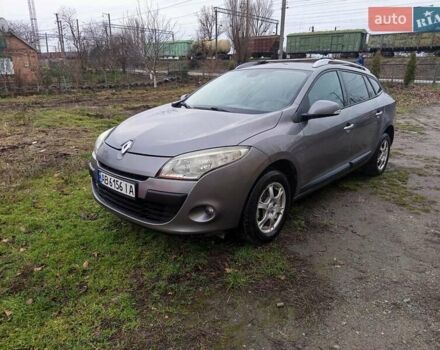 Сірий Рено Меган, об'ємом двигуна 1.6 л та пробігом 227 тис. км за 6500 $, фото 1 на Automoto.ua