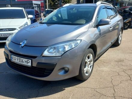 Рено Меган 2009 в Петропавлівська Борщагівка на Automoto.ua Серый Рено Меган, объемом двигателя 1.6 л и пробегом 278 тыс. км за 4800 $, фото 1 на Automoto.ua