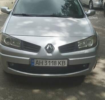 Серый Рено Меган, объемом двигателя 1.46 л и пробегом 303 тыс. км за 4700 $, фото 1 на Automoto.ua